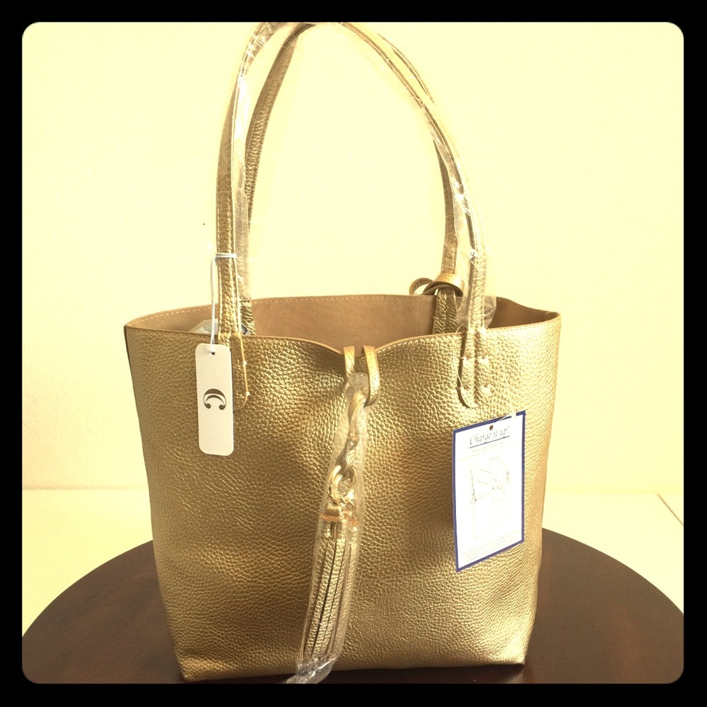 GOLD PURSE w/PHONE CHARGER - Picture 3 of 7